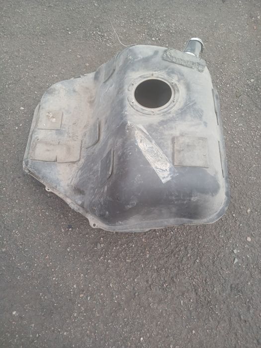 Бензобак Ауди А6 кузов С4 универсал