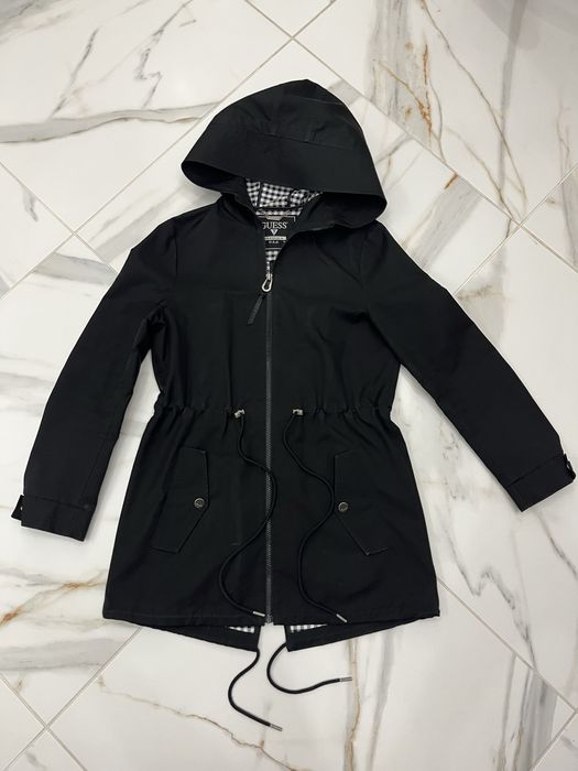 Guess пролетно/есенно яке