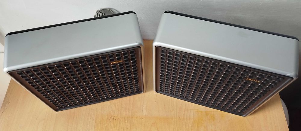 Винтидж HI-FI тонколони Philips 22EG 614, широколентови с топъл звук