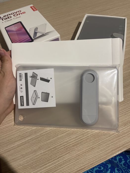 Планшет Lenowo Tab One