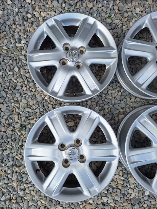 4x100.15цола.5j ET45. Оригинални Toyota