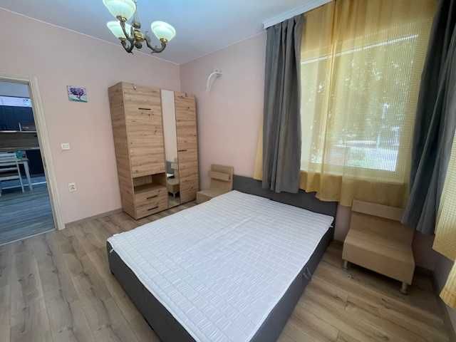 Продава се Тристаен апартамент в Варна, Червен площад - 86 кв.м за 3431 €/кв.м - Снимка #14