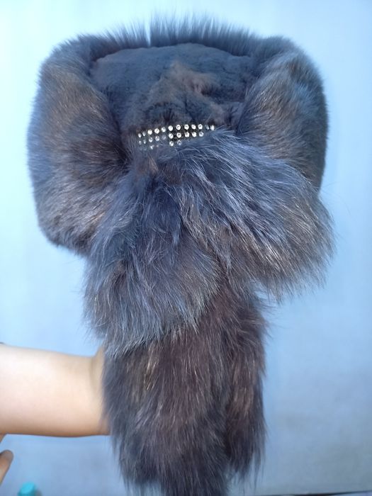 Продам шапку песец!