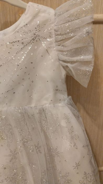 Детское платье ,,Снежинка"