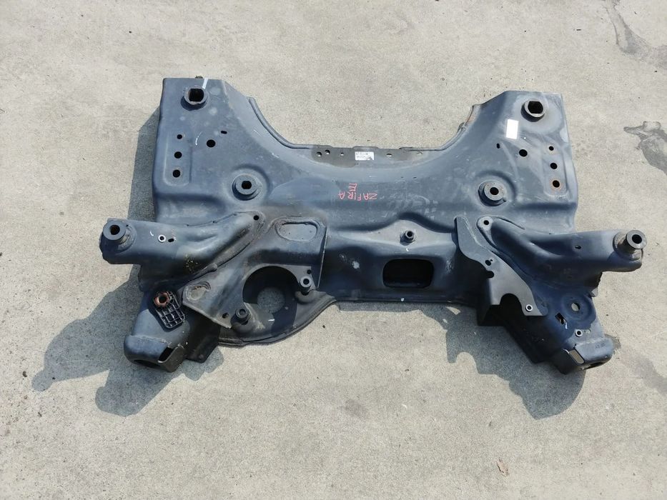 jug cadru motor opel zafira e life 30012400