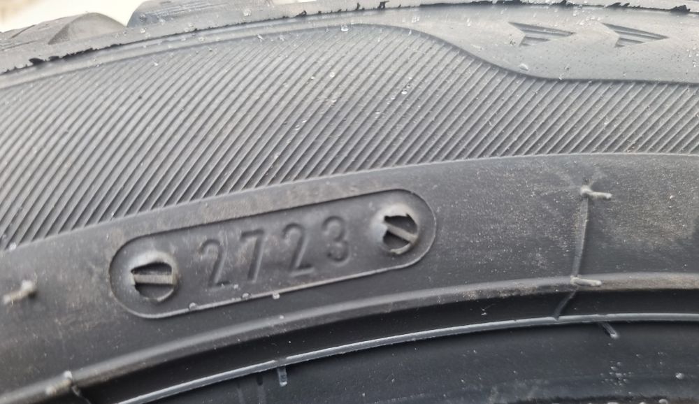 205/50 R17, 93V, RIKEN (by Michelin), Anvelope all season M+S