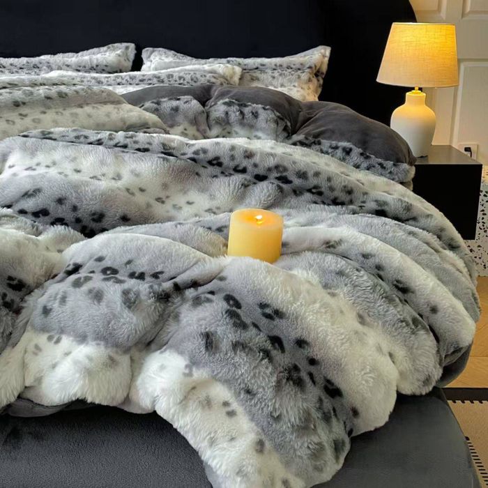 Меховой комплект постельного белья