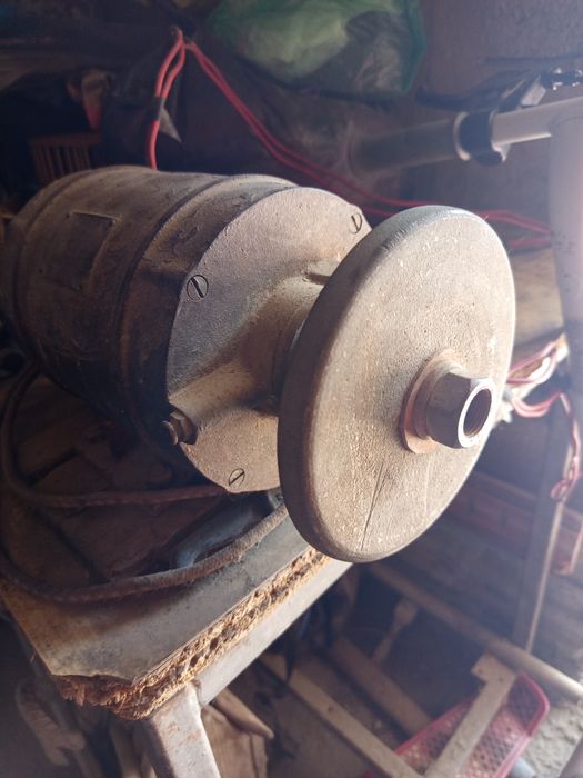 Продам болгарку.Продам оборудование для заточки ножей и тд.