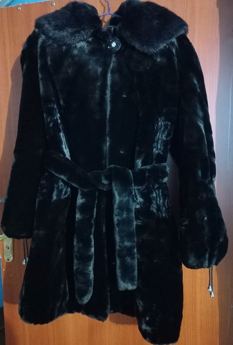 Продам шубу мутон