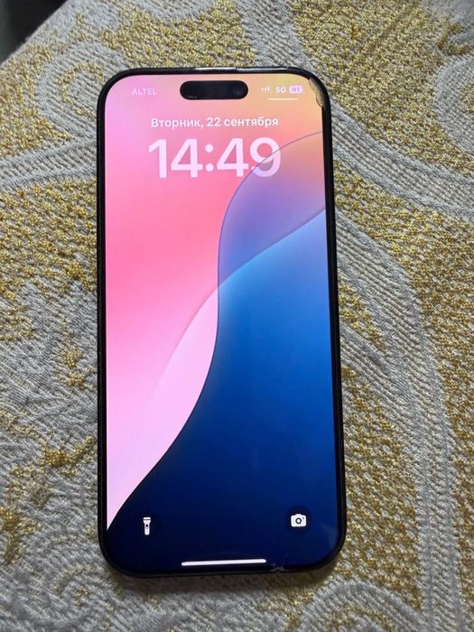 Продам iPhone 16 pro