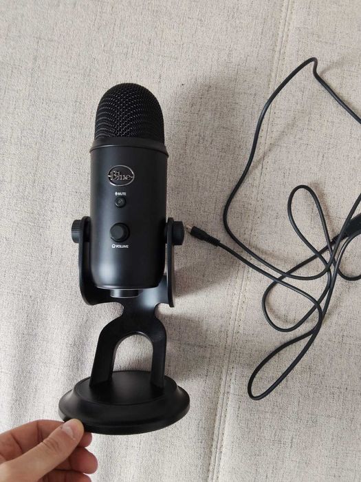 Microfon Profesional Blue Yeti USB, Multi-Pattern, Blackout
