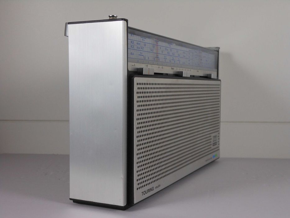 Radio vintage ITT Touring Studio 104A – recondiționat complet