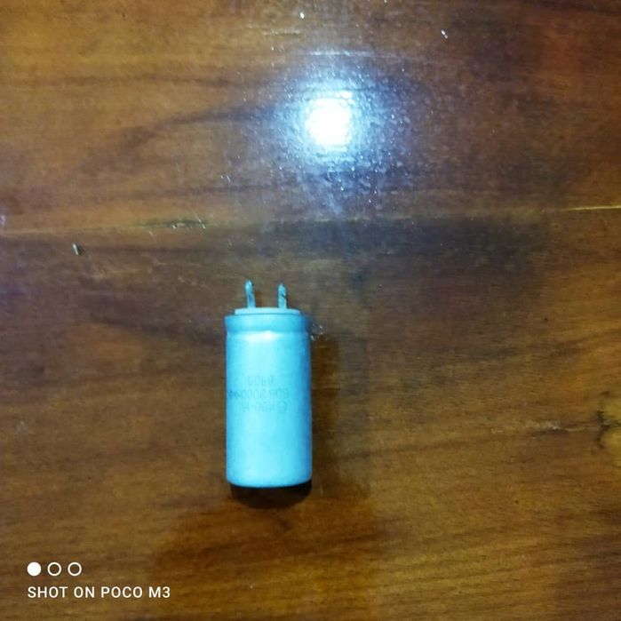 Продаю полярные конденсаторы