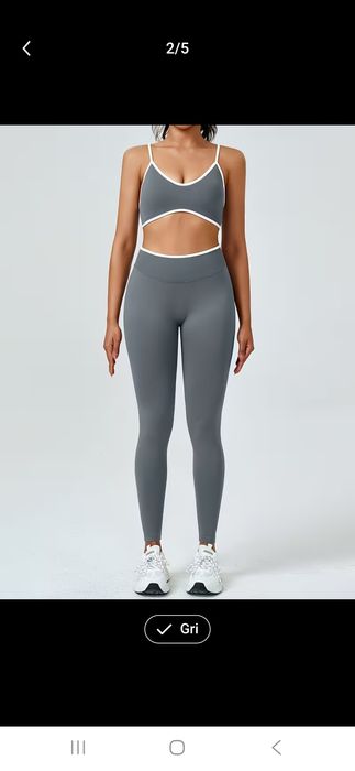 Costum fitness nou model tip Leggance