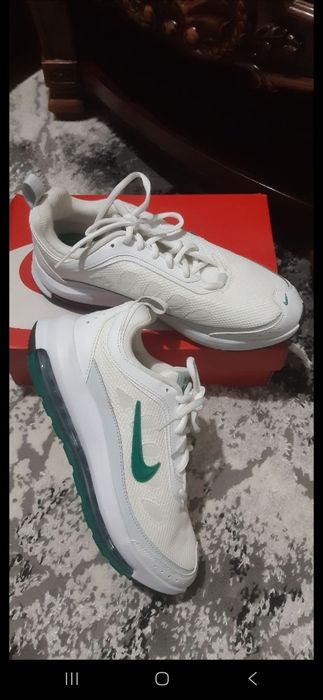 Nike krasovka sotiladi ariginal