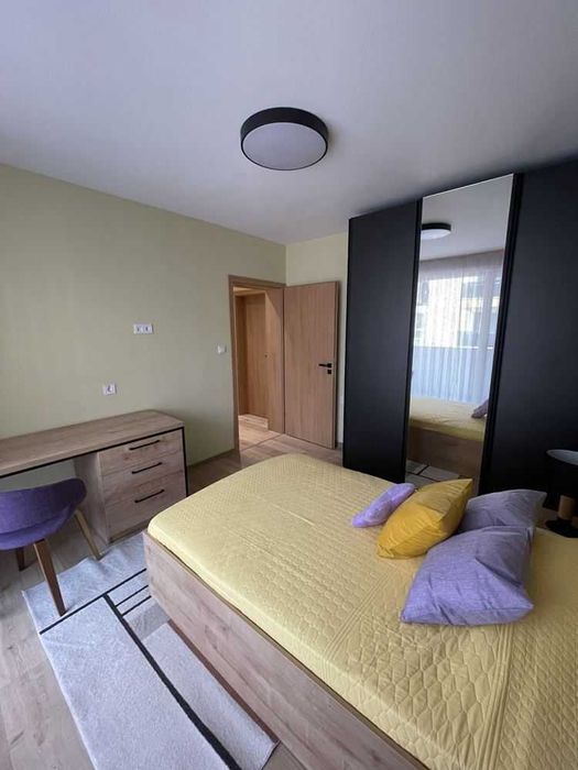 Дава се под наем Тристаен апартамент в Пловдив, Христо Смирненски - 120 кв.м за 980 € - Снимка #9