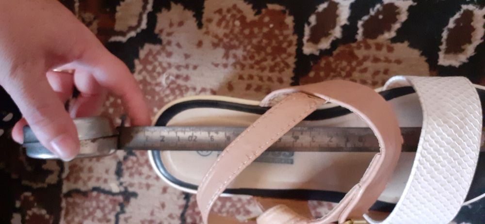 Дамски летни сандали