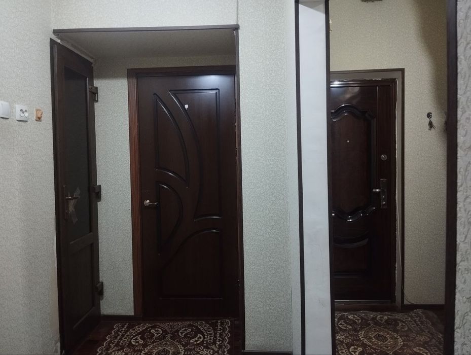 Срочно сотилади Сергели 5. Галарейка дом 2/4/9 ремонт тоза  мактаб бог