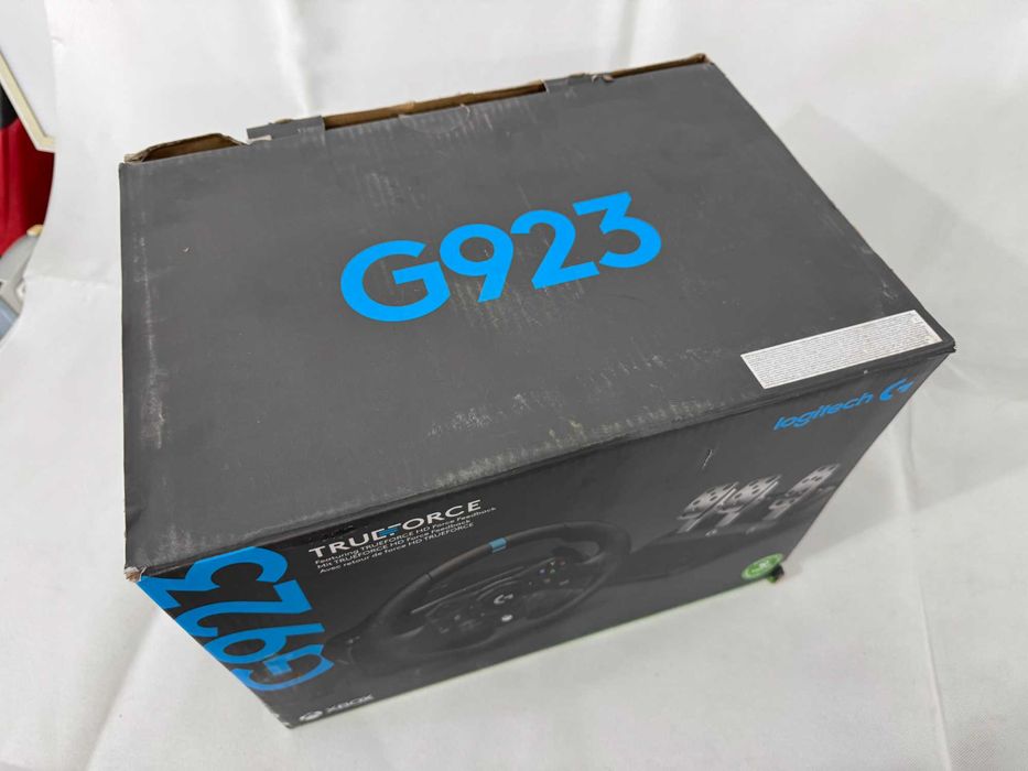 Волан с педали - Logitech G923