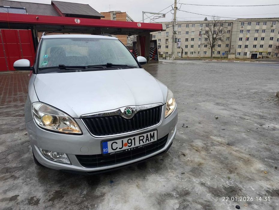 SKODA Fabia 2011 — imagine 1