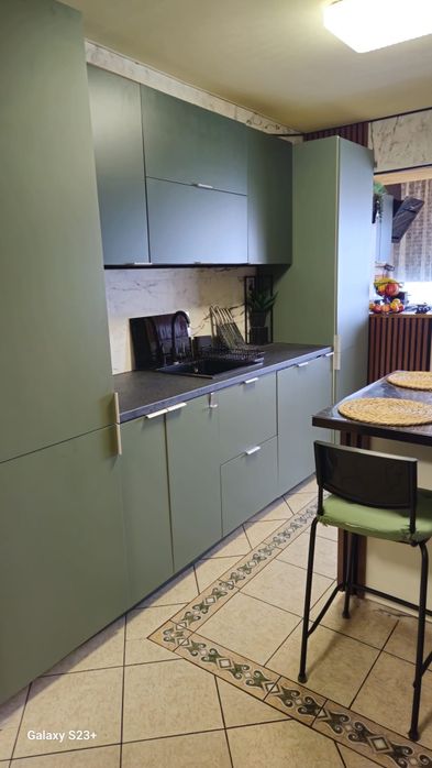 Vand apartament 4 camere superb, centrala termica - direct PROPRIETAR- 0723551589
