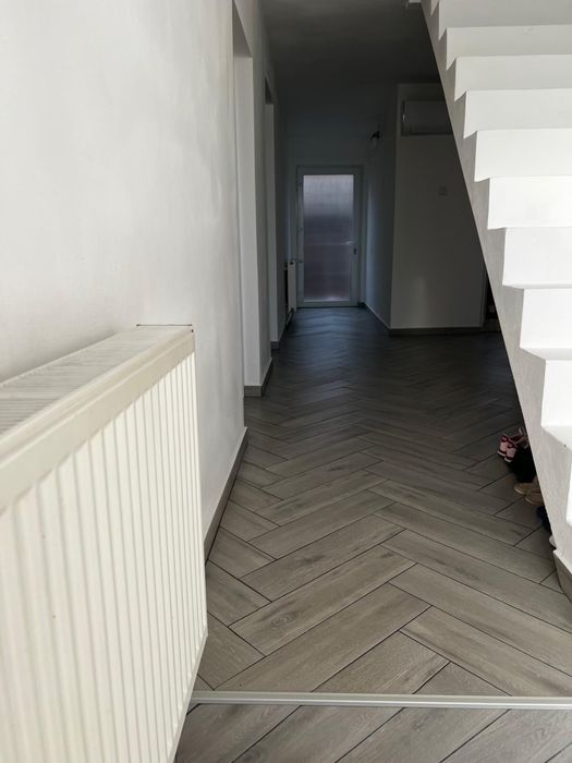 Casa spatioasa de vanzare