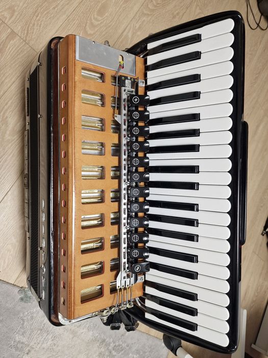 Vand acordeon italian Paganini