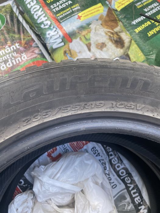 Anvelope iarna Laufenn 235/55/19