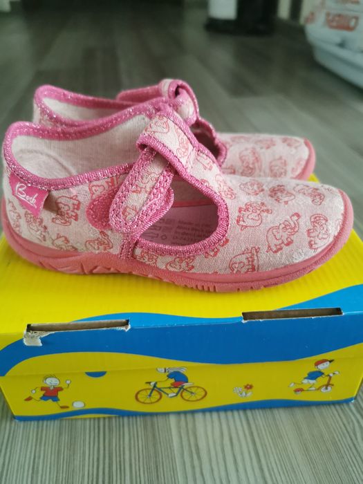 Balerini Beck mărimea 25, fete, 15 cm, impecabili gradinita