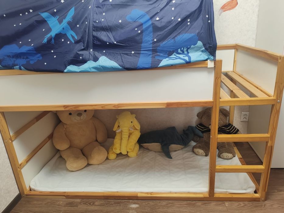 Кровать подрастковая