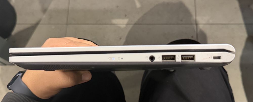 Продам ноутбук ASUS X415E