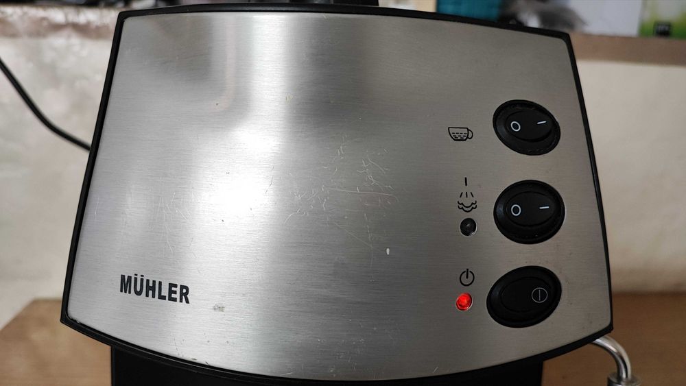 Продавам кафемашина MUHLER