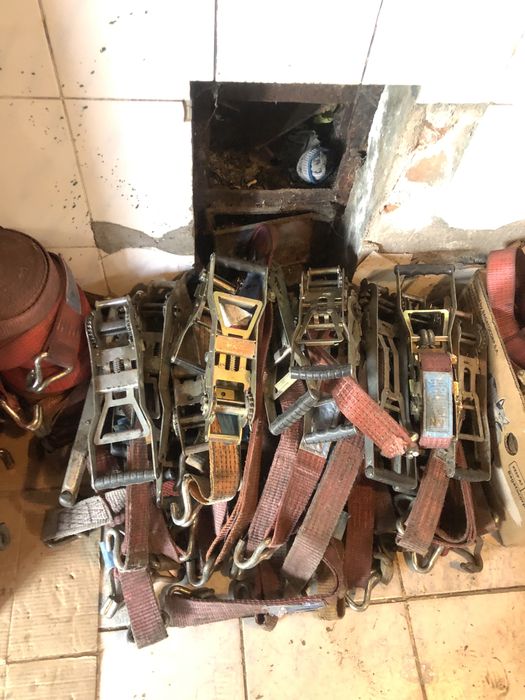 Стяжные ремни ,стяжки