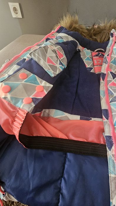 Страхотно ски яке за момиче