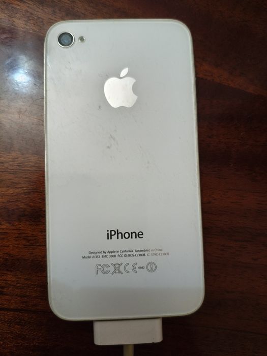 Iphone 4 б/у без коробки
