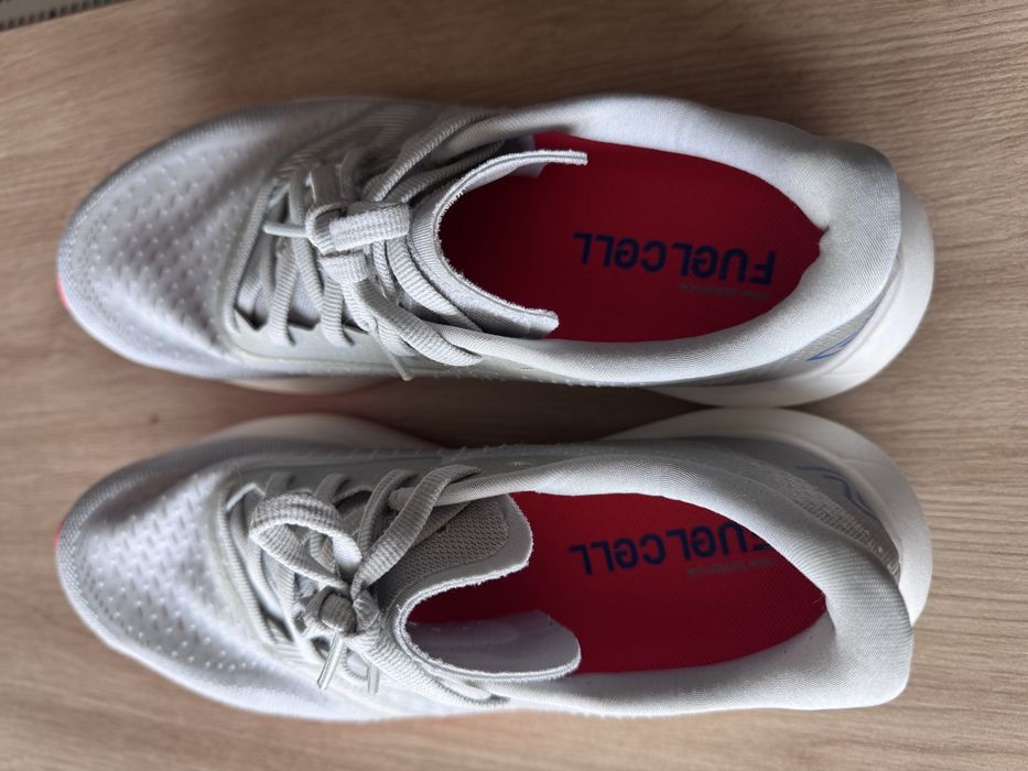 New Balance Rebel V3