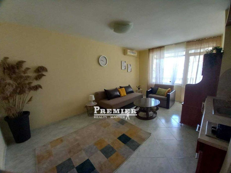 Продава се Тристаен апартамент в к.к. Слънчев бряг - 75 кв.м за 1067 €/кв.м - Снимка #3