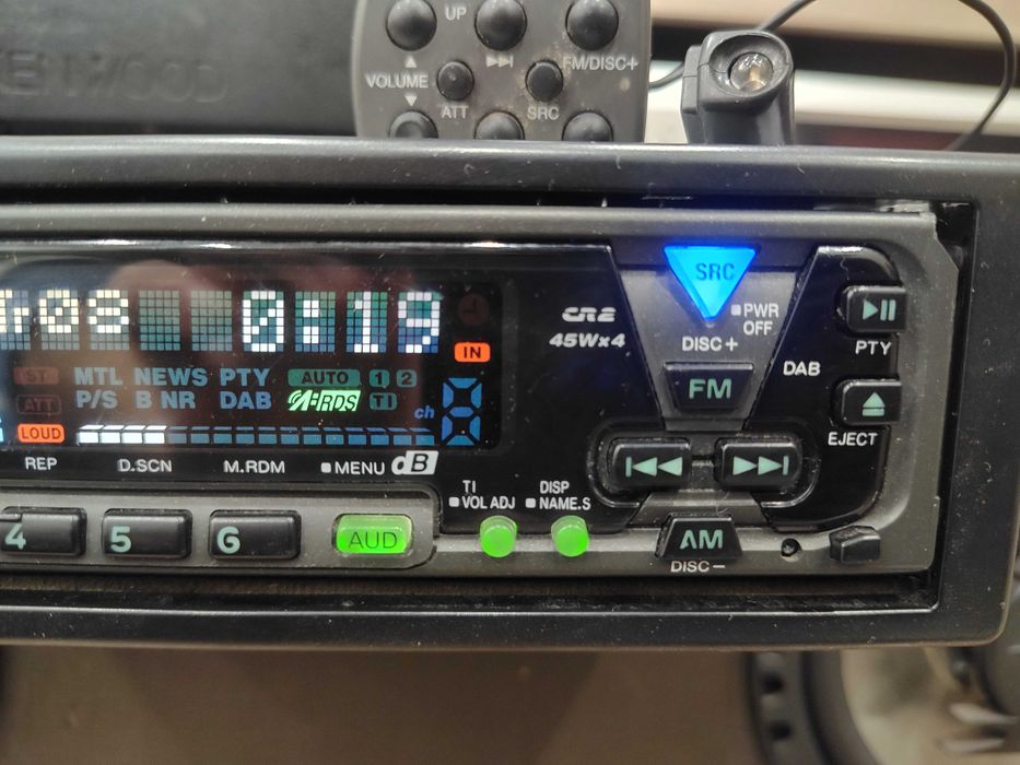 KENWOOD KDC-6080R автомобилен плейър