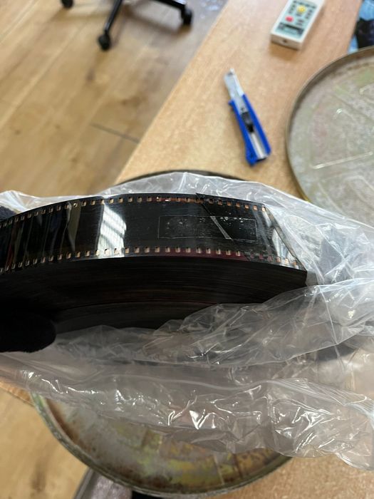 Filme românești pe 35 mm complete impecabile