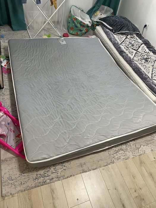 Продам матрас 160х200