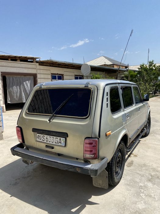 Lada Niva (2007)
