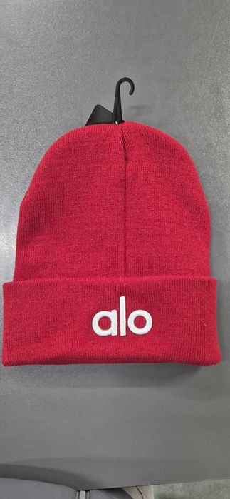 Шапка унисекс  новый