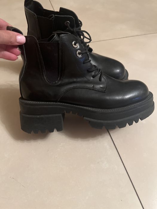 Ботинки женские