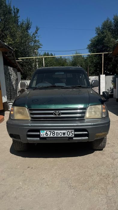Тойота ланкрузер прадо