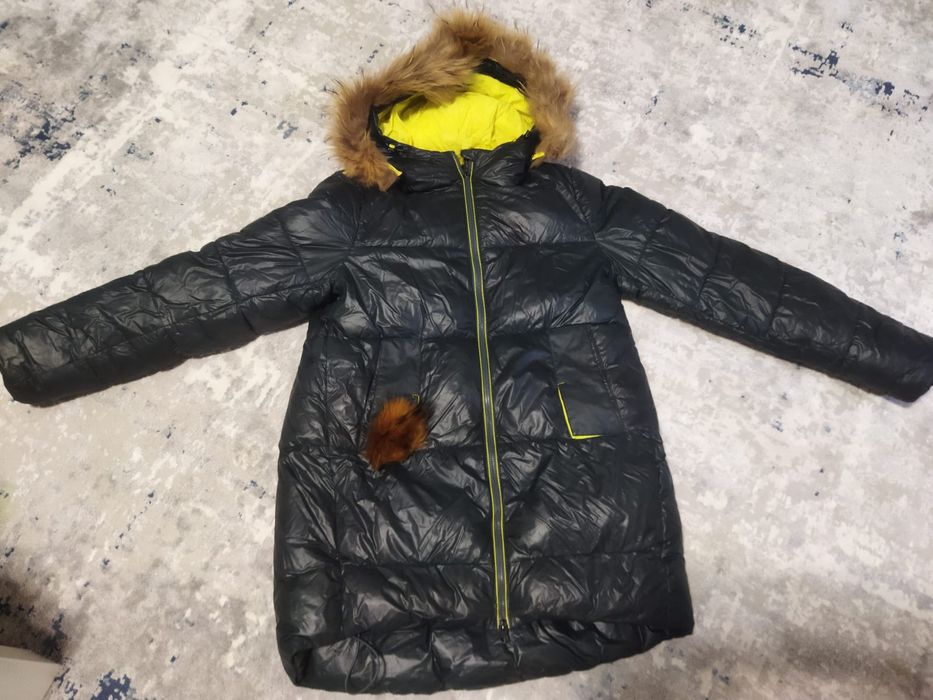 Зимняя куртка на девочку 9-12 лет