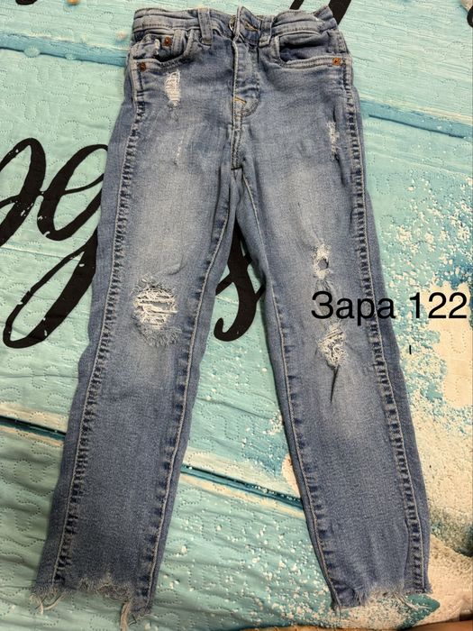 Детски дънки и панталони Zara