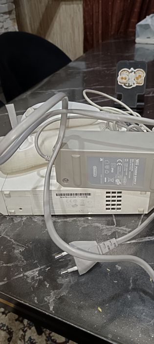 Продам игровой приставка нинтедда.