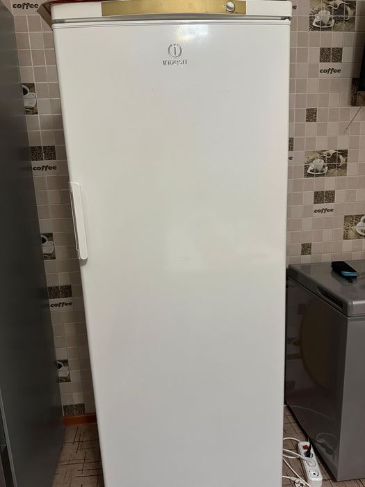 Морозильник сатылады, ИНДЕЗИТ, 245л,