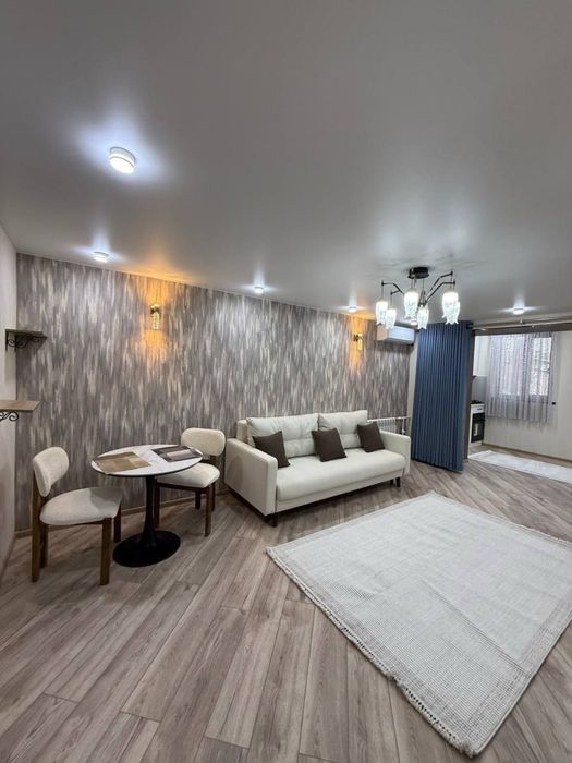 Чиланзар 2в3/2/5 ул.Мукими Дом вдоль дороги