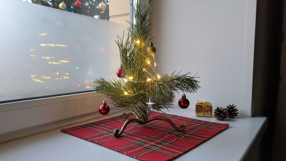 Подставка под ёлку